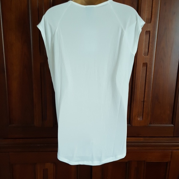 Top - Picture 2 of 3